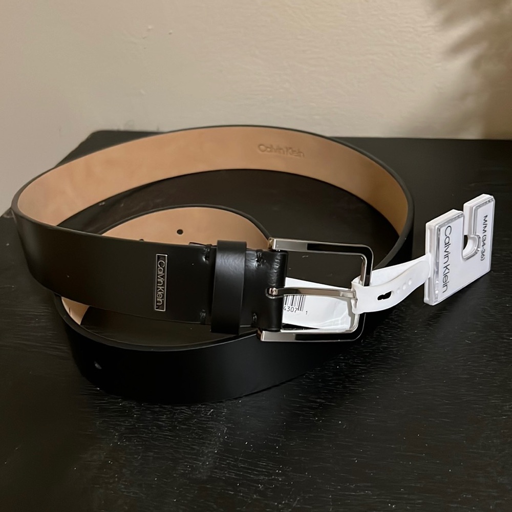 BNWT: Calvin Klein Modern Black Belt, Mens Medium, 34-36